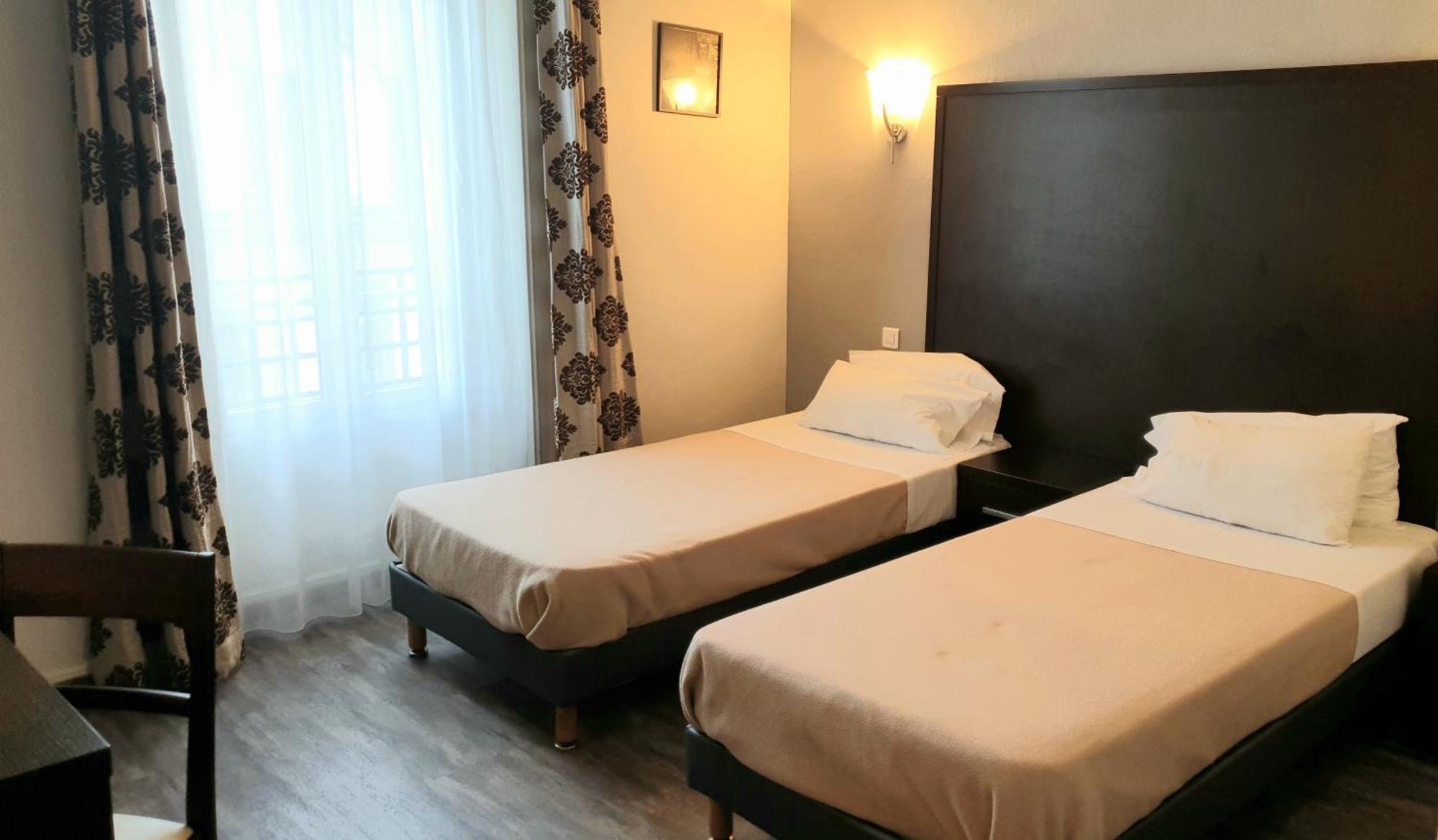 Brit Hotel Confort Auclair Gueret Exterior photo