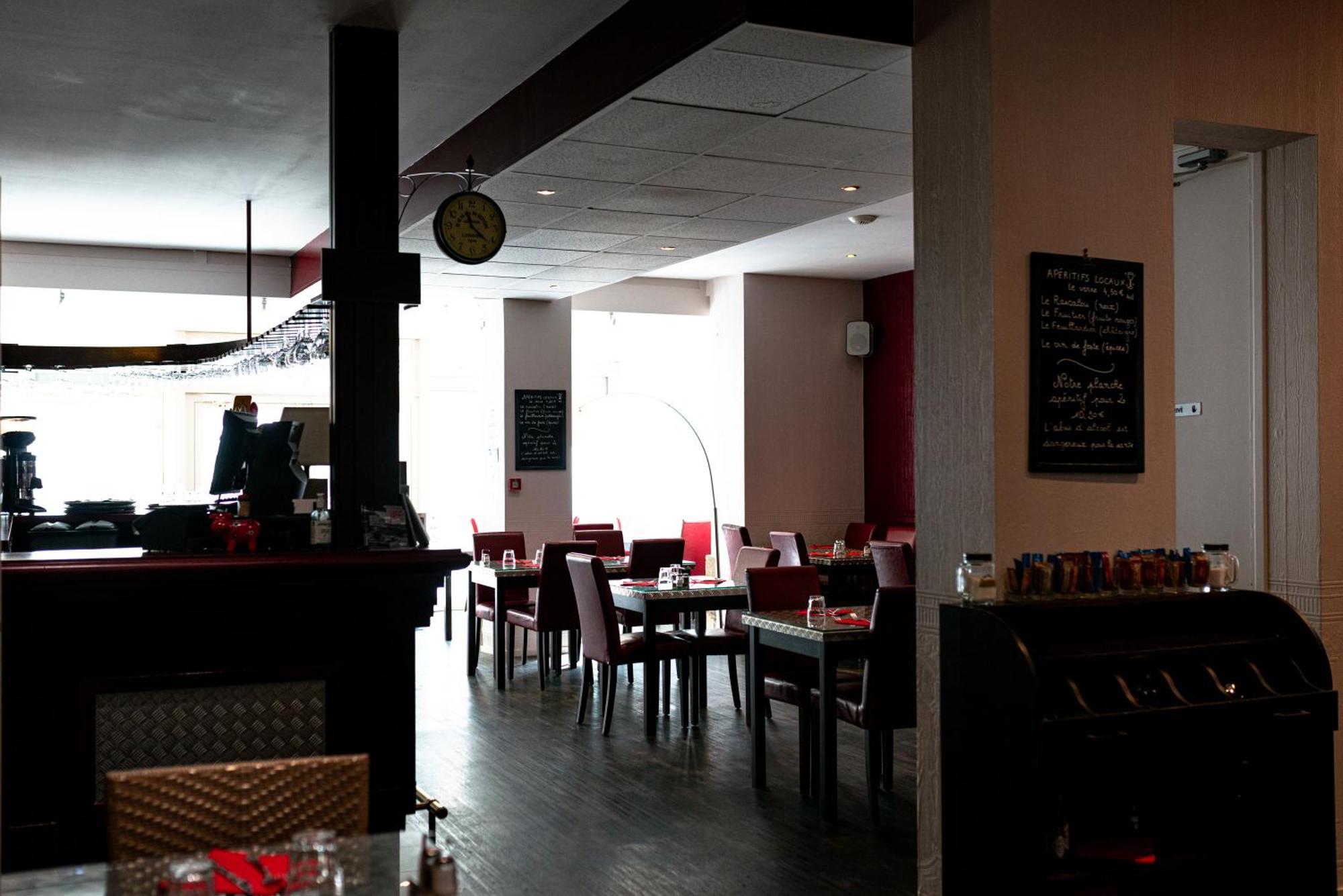 Brit Hotel Confort Auclair Gueret Exterior photo
