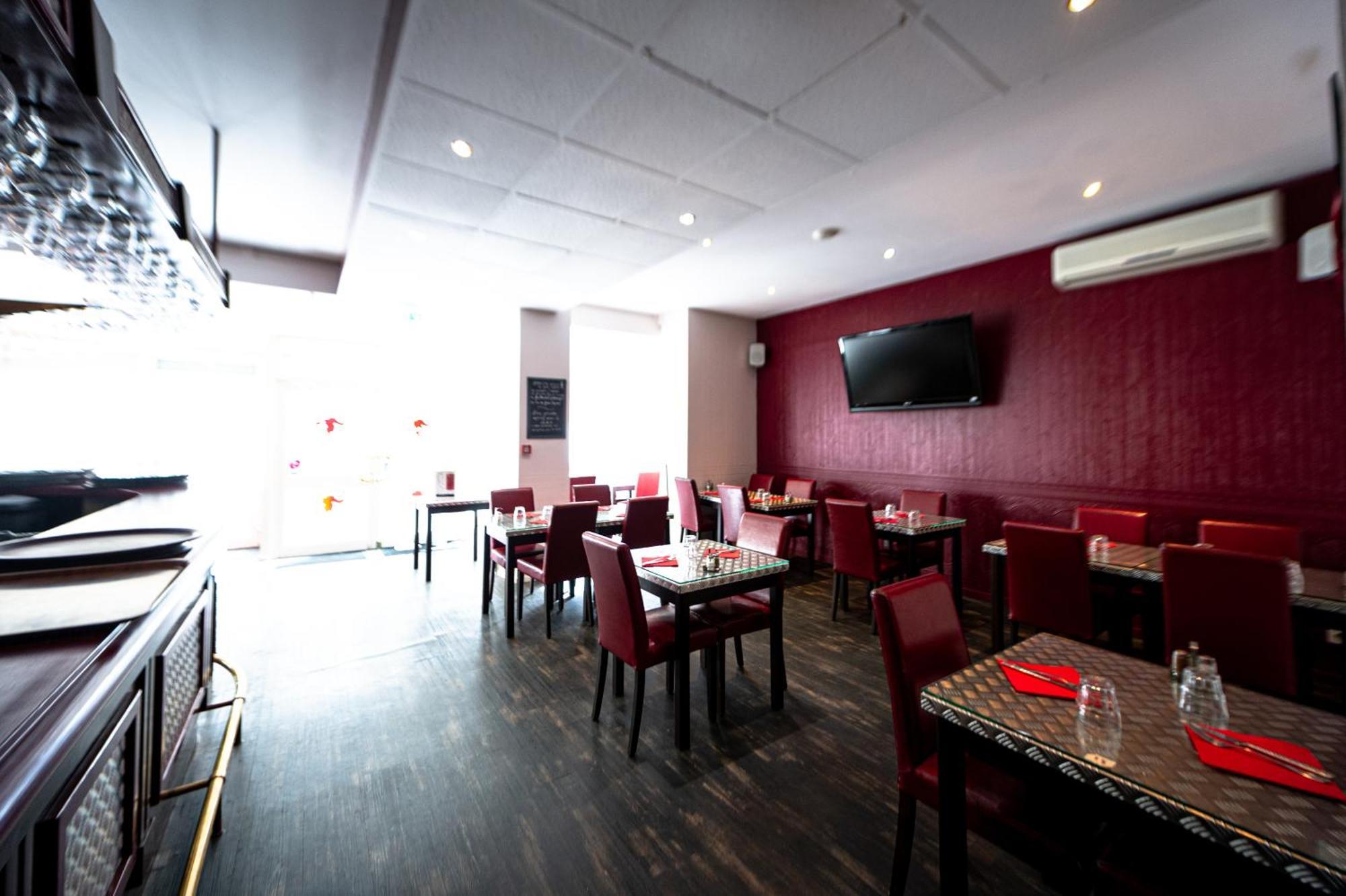 Brit Hotel Confort Auclair Gueret Exterior photo