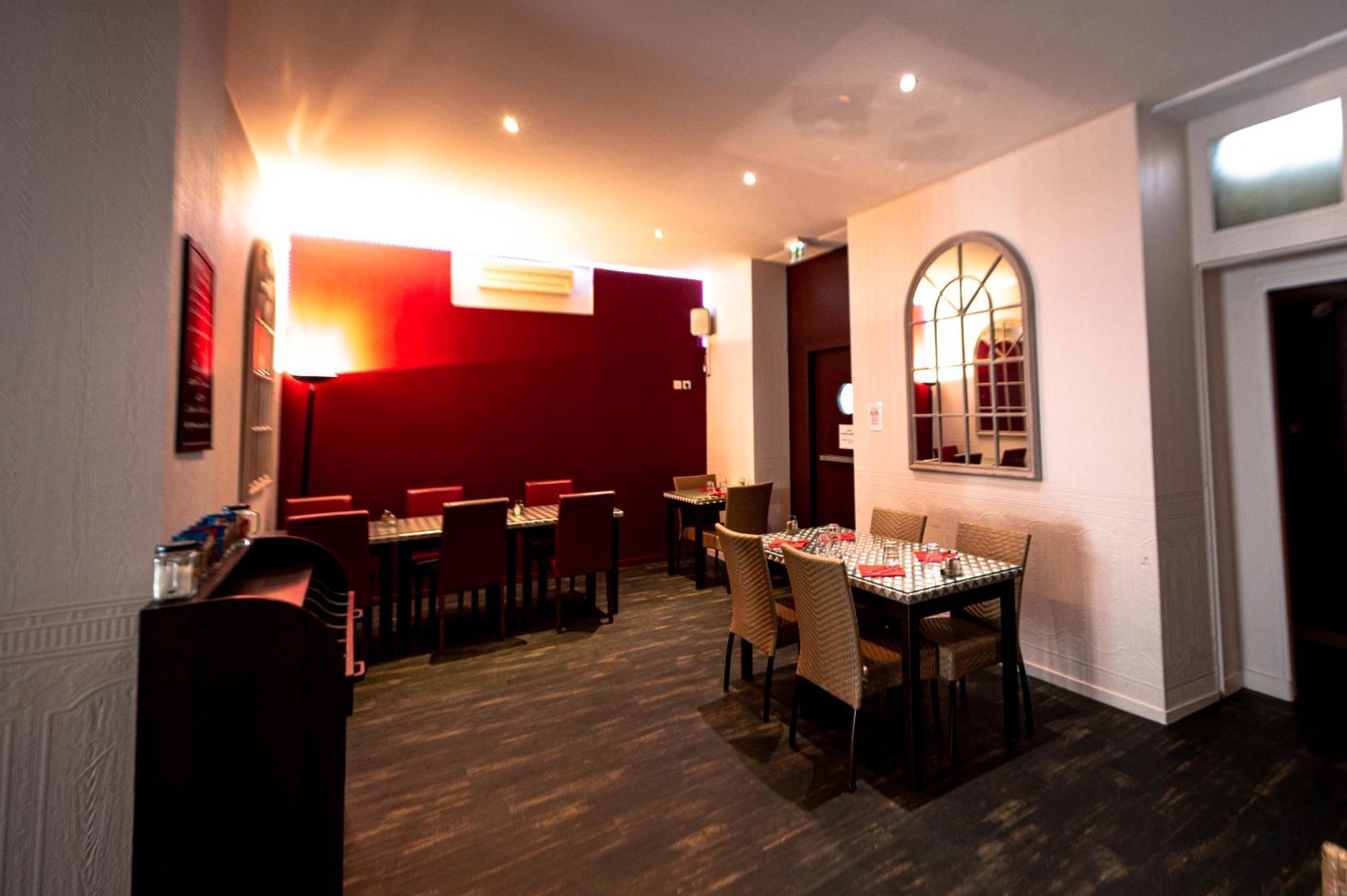 Brit Hotel Confort Auclair Gueret Exterior photo